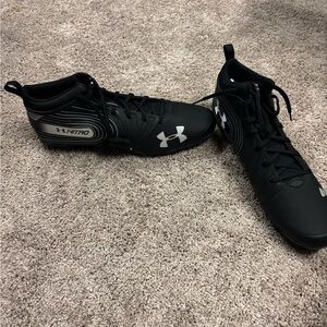 Under Armour Black Athletic Nitro Cleat Shoes with Silver Logos